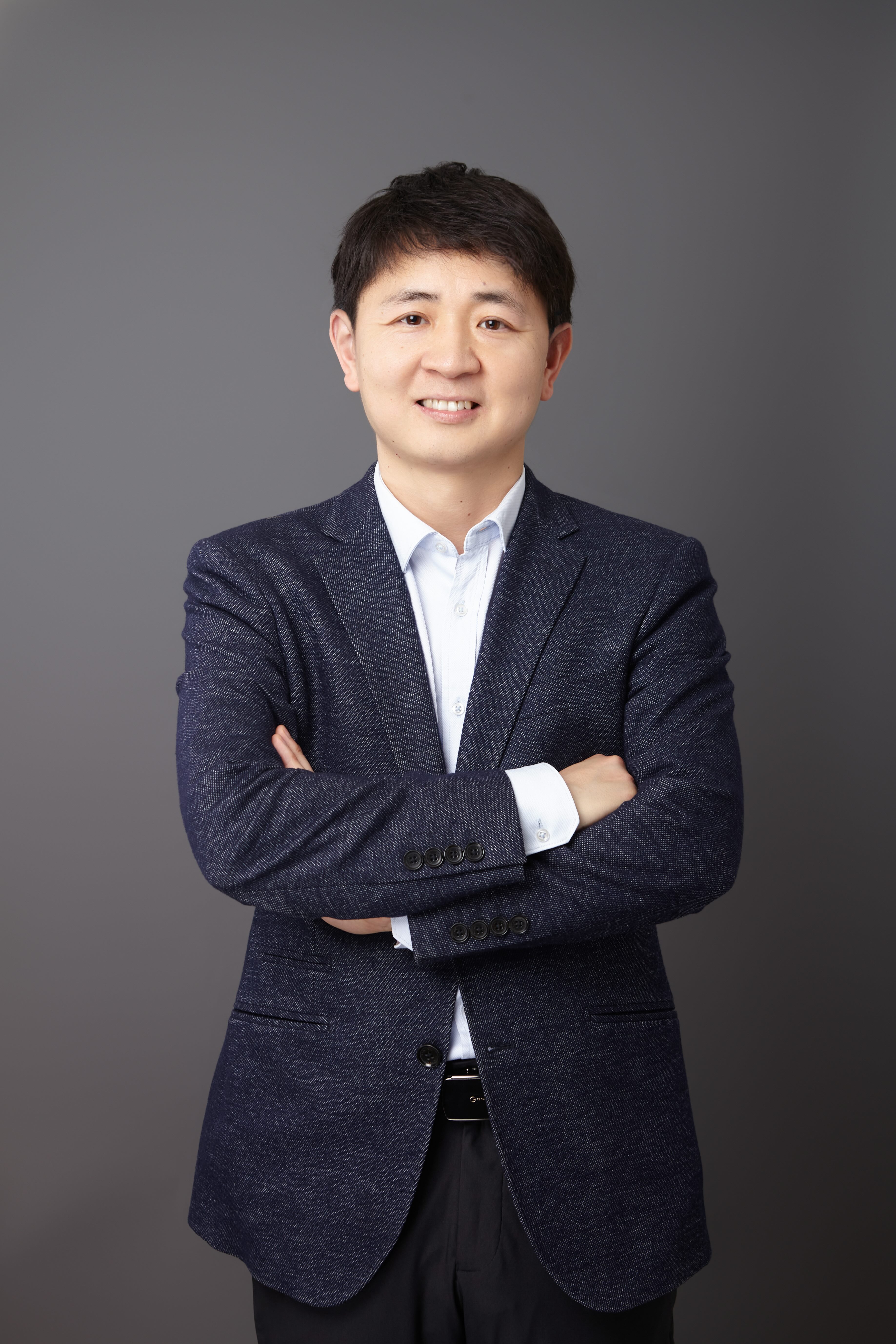 Linfeng Li